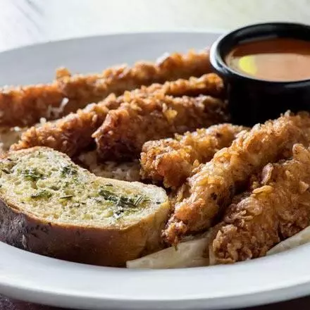 FETUCCINI ALFREDO CON TIRAS ZINGA