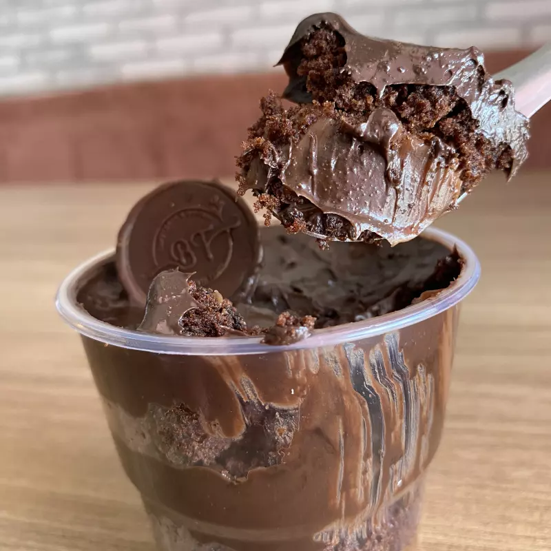 Copo ouro negro