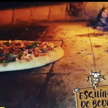 Pizza napolitana média