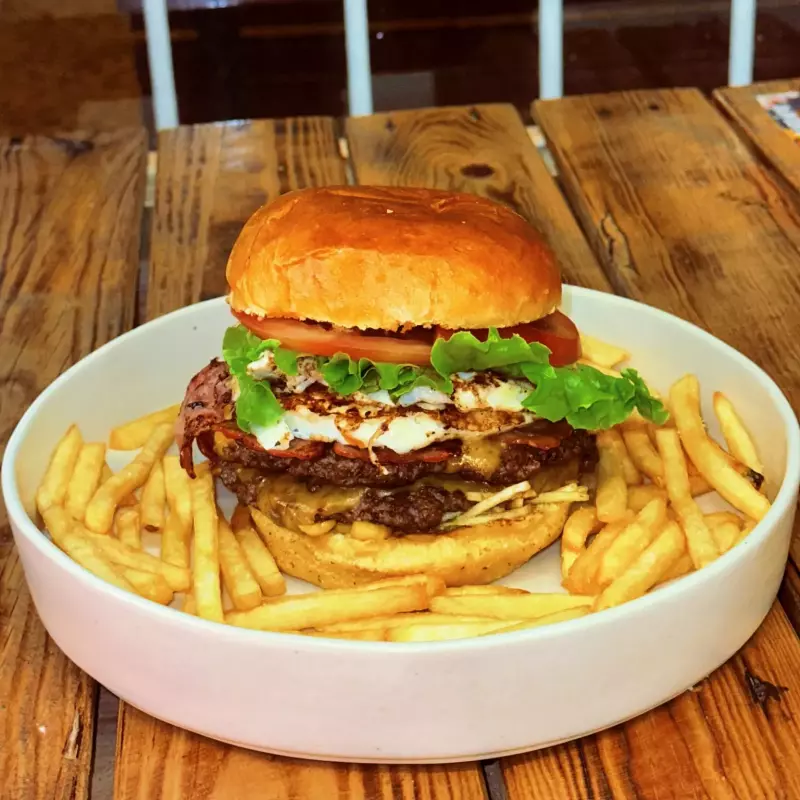 menu x-tonelada +batata+bebida