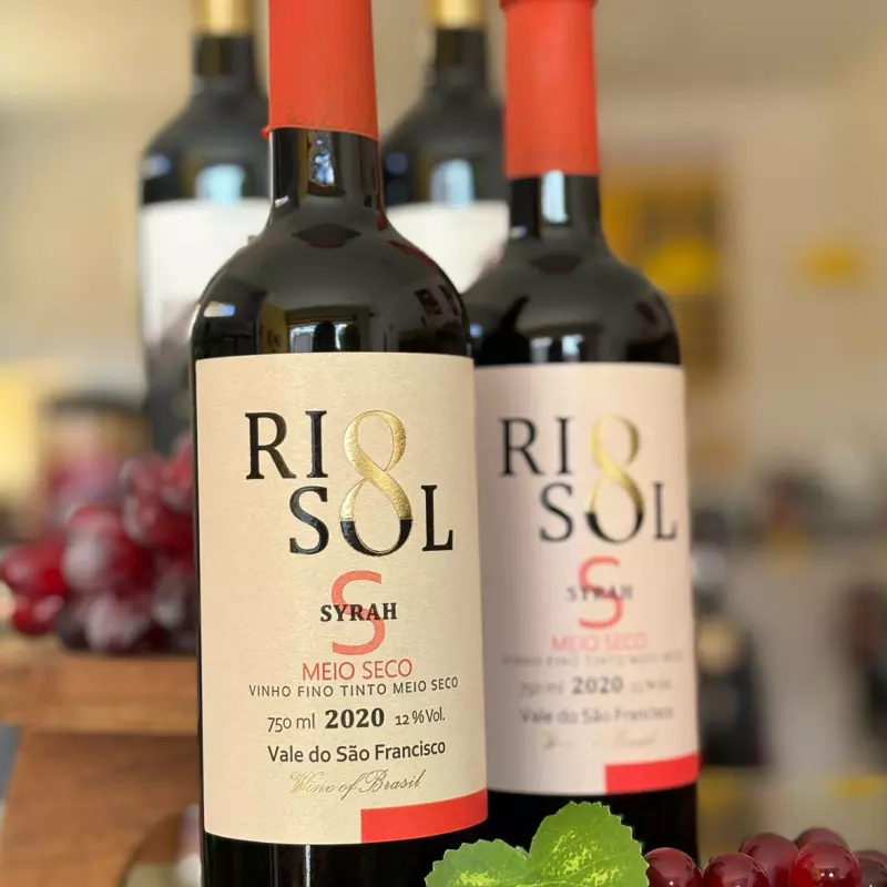 Vinho Syrah meio seco 750ml rio sol