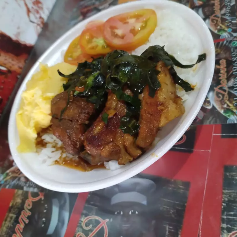 Costelinha com Ora-pro-nóbis