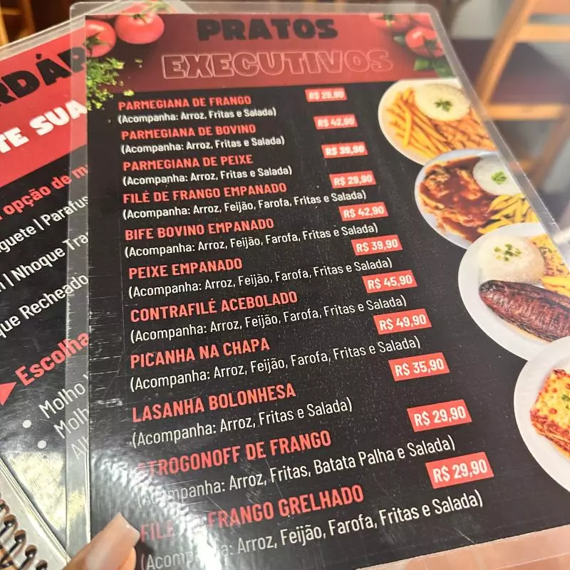 Executivo mesa Parmegiana de Frango