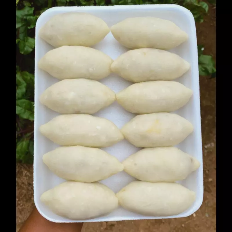 Bolinho de mandioca c/ carne (12 un)