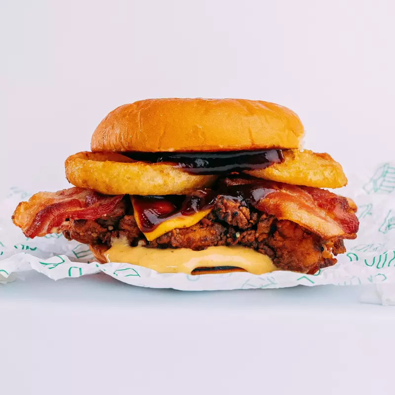 Chicken Rodeo + Papas fritas