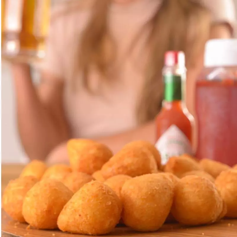 COXINHA CARNE DE SOL 4 QUEIJOS