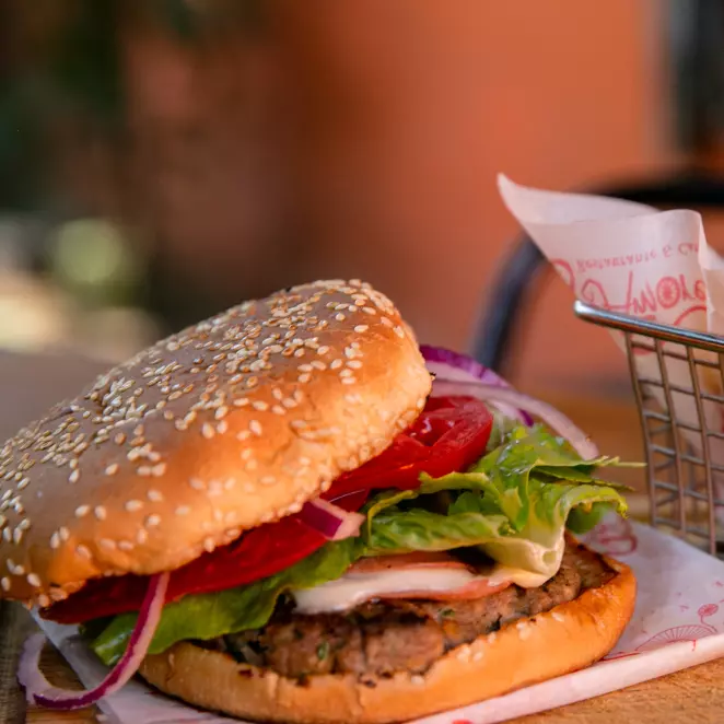 HAMBURGUESA CLÁSICA