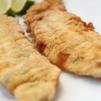 Peixe Merluza à Milanesa (2 Postas)