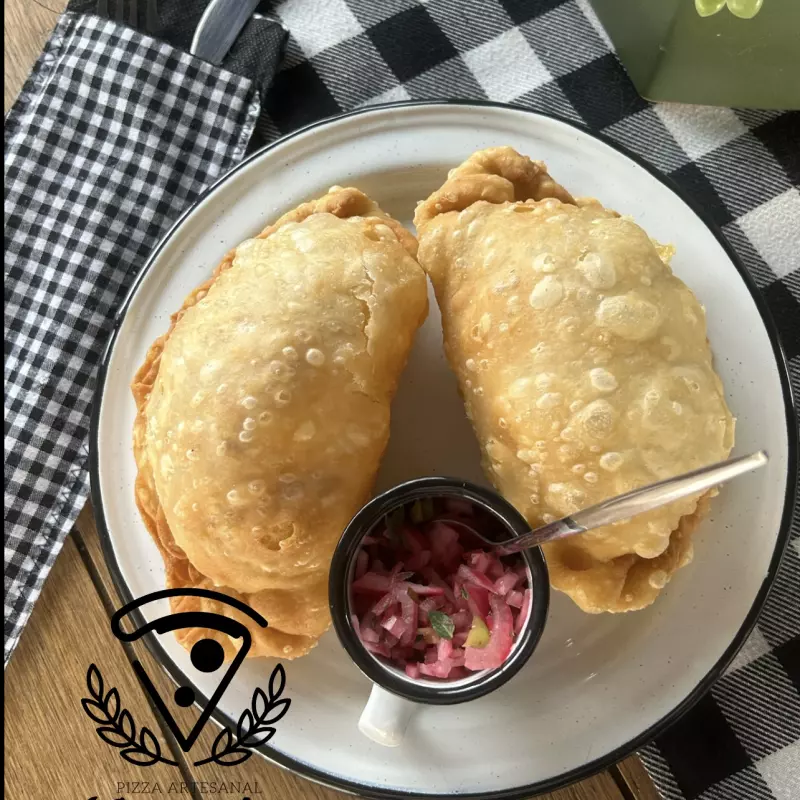 Empanada de Cochinita