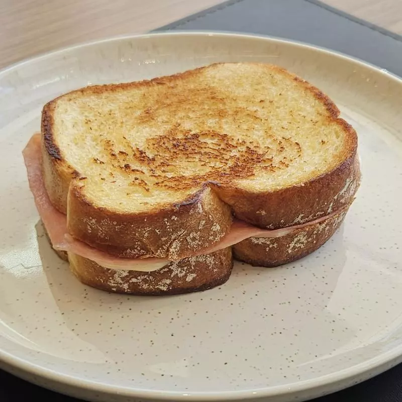 Toast Misto