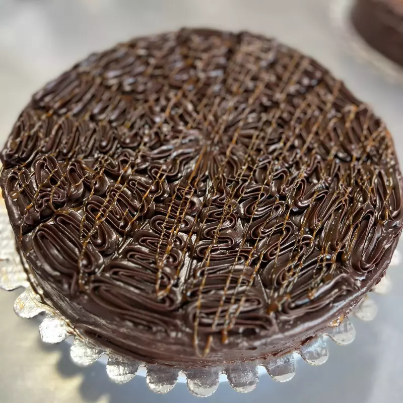 BRIGADEIRO COM CARAMELO VEGANA
