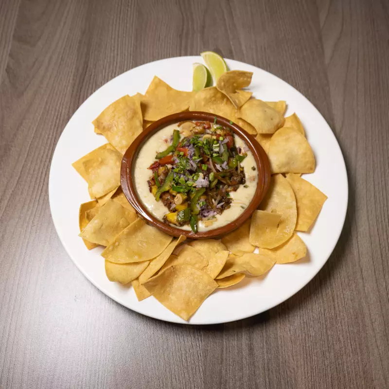 Queso fundido con vegetales