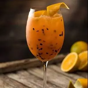 Gin tônica maracujá