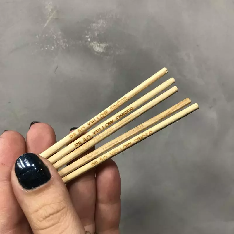 Pilão madeira yellowfinger