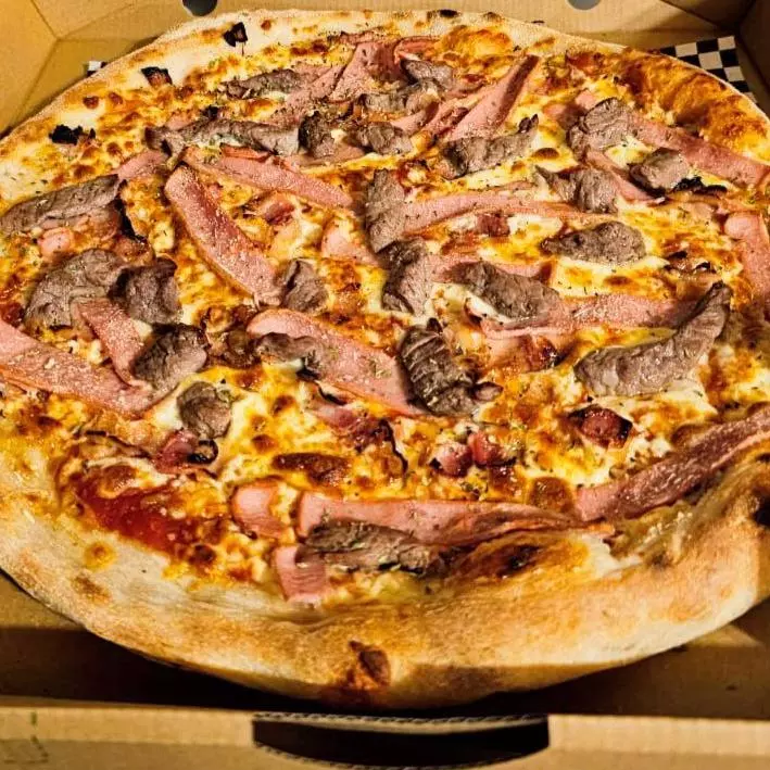 Pizza Carnivora