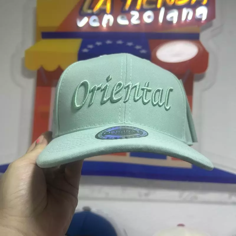 Gorra Oriental verde jade