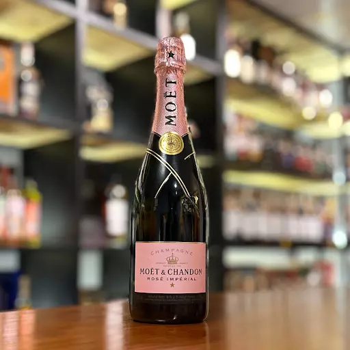 Moet Rose