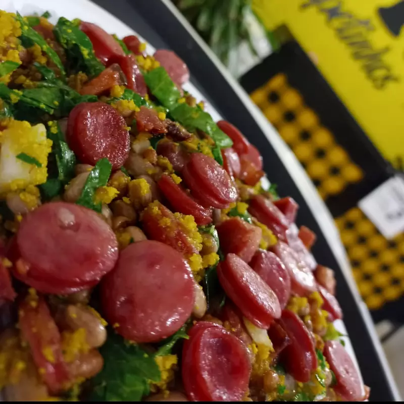 PORÇÃO DE FEIJÃO TROPEIRO