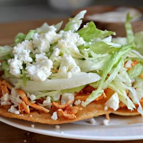 TOSTADA DE POLLO