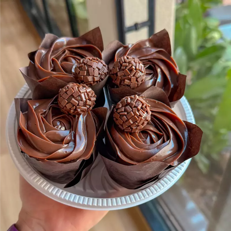 Cupcake de  brigadeiro ao leite