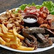 Churrasquinho Misto c/Fritas