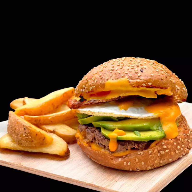 Aguacate Bacon Burger