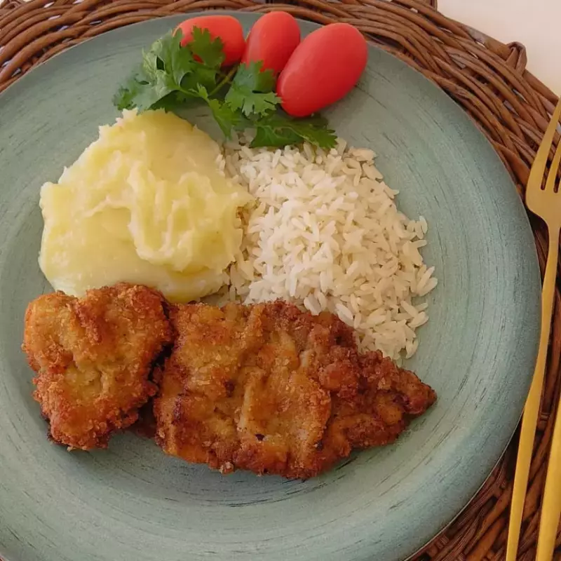 Bife de File Mingon empanado(copy)