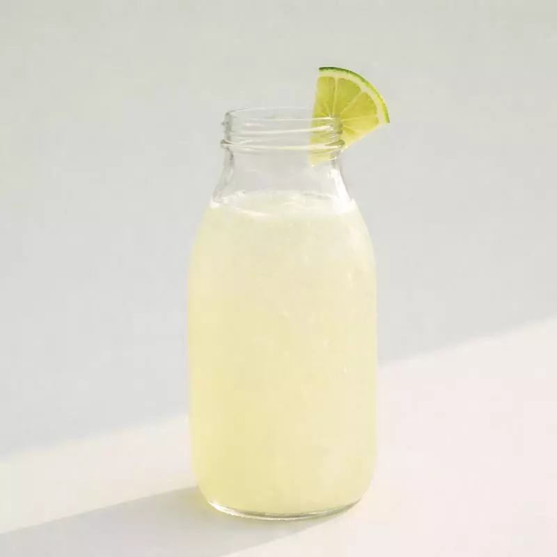 Agua de Limón