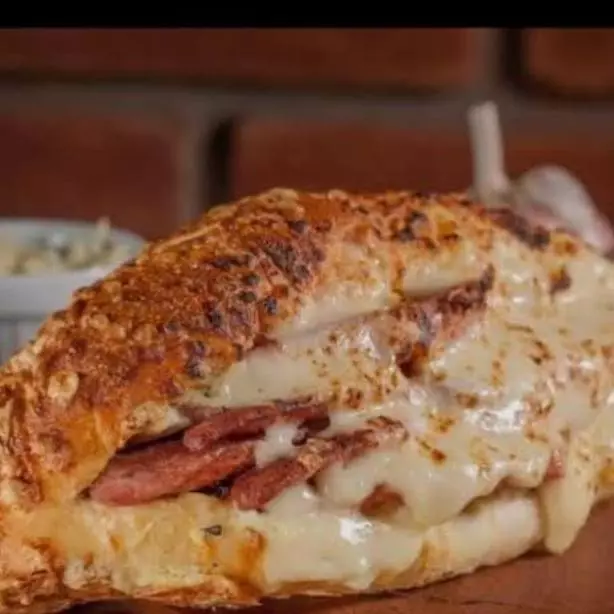 Nº 04 Completão (Queijo, ovo, bacon, alface, vinagrete)