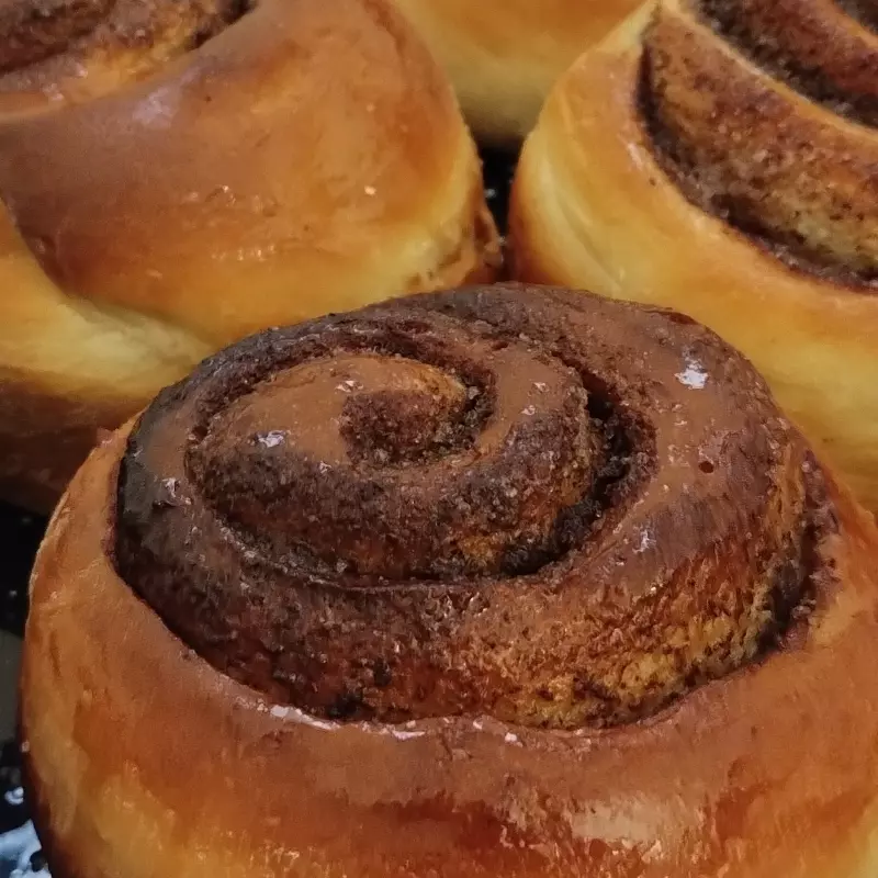 Cinnamon rolls