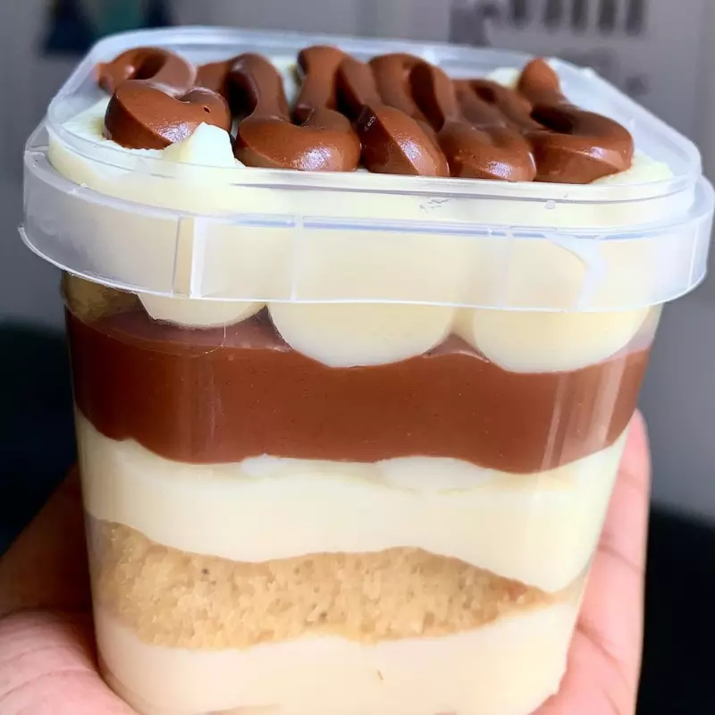 Bolo no pote de ninho com Nutella