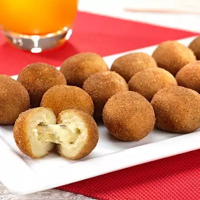 Bolinha de queijo coquetel