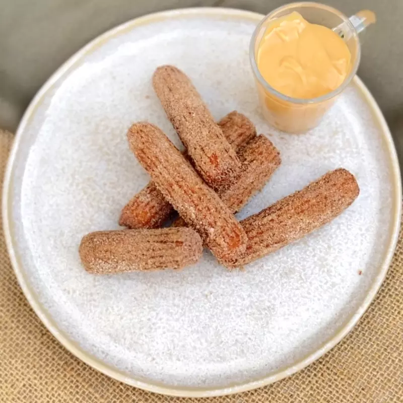 Churros com Doce de Leite