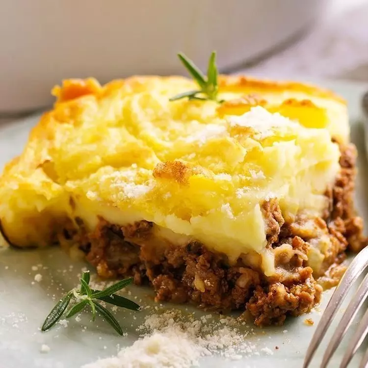 Escondidinho de aipim