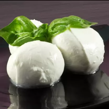 Queijo Mussarela de Búfala Bolinha