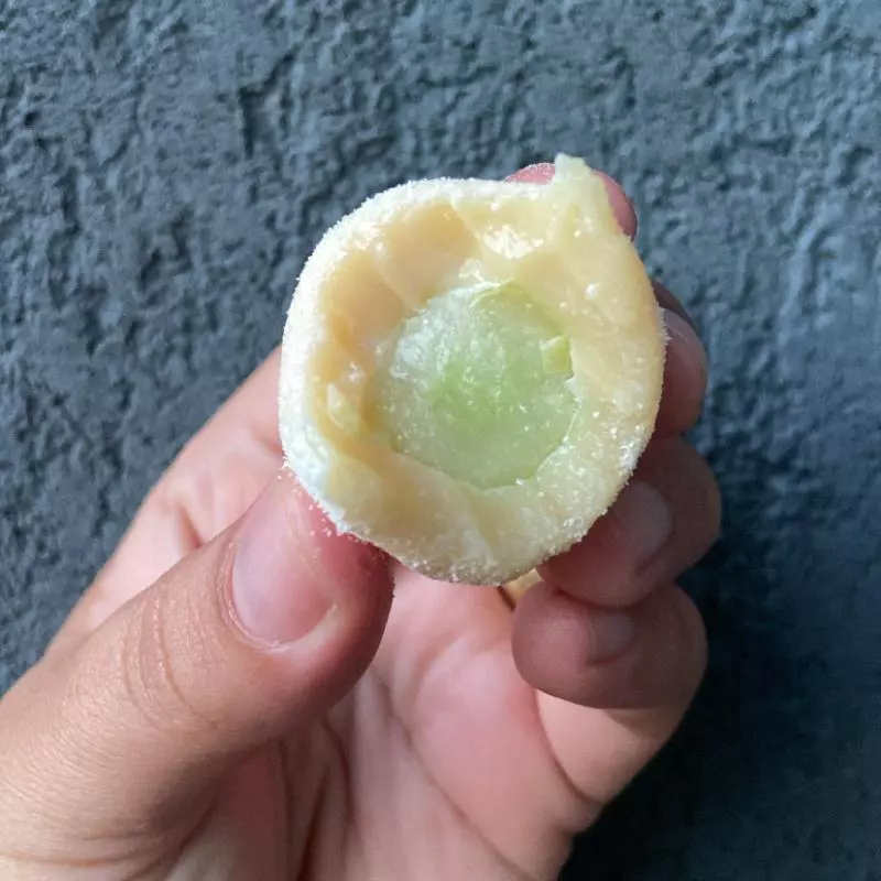 BRIGADEIRO NINHO C/ UVA.