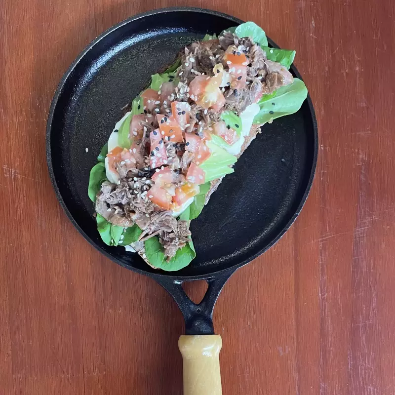 Rúcula com Carne