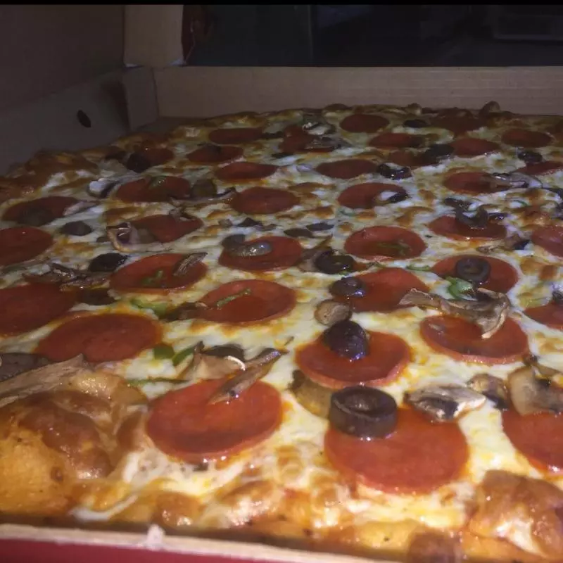 Original Pepperoni Pizza