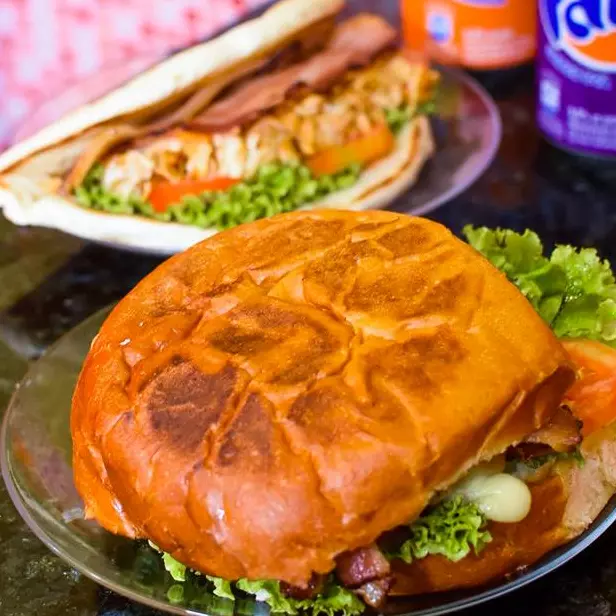 Sanduíche Cheese Burguer