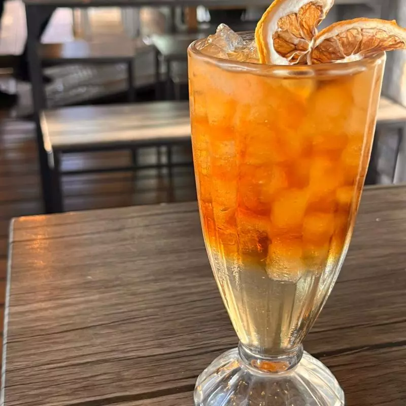 ESPRESSO TÖNICA + NARANJA(copy)