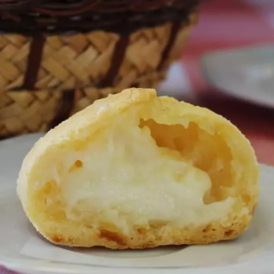 Pão de Queijo recheado REQUEIJÃO 1kg
