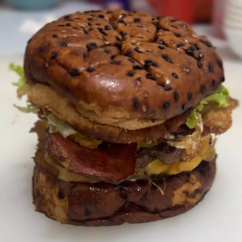 Hamburguesa caramelizada