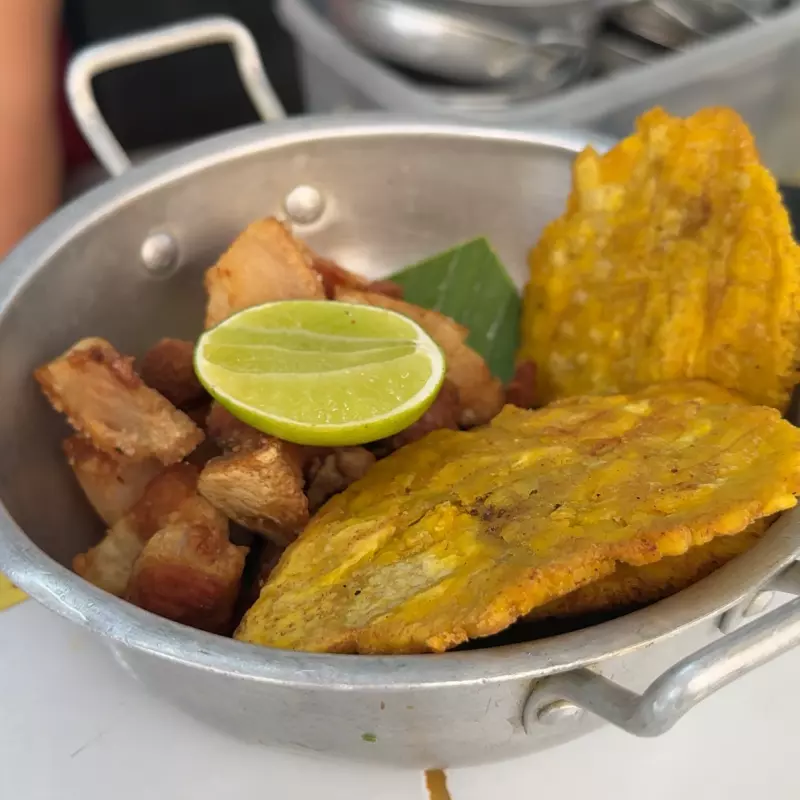 CHICHARONCITOS DE LA NEGRA