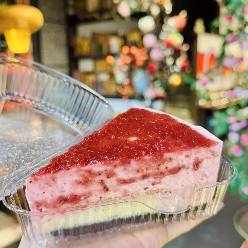 CHEESECAKE DE FRESA 草莓慕斯芝士蛋糕