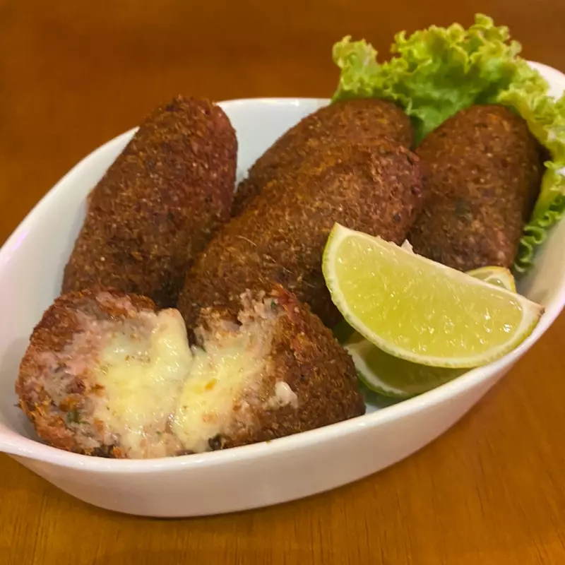 Quibe com queijo