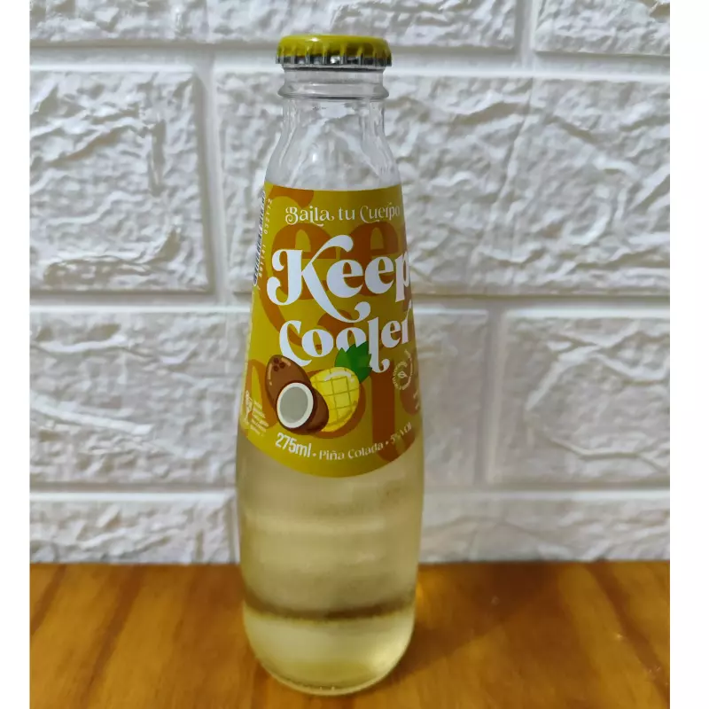 Keep cooler pina colada long