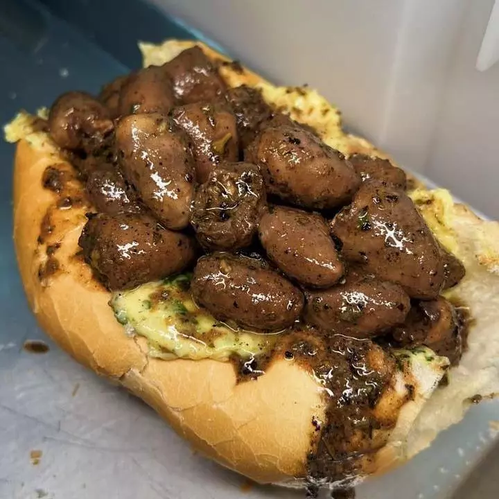 sanduiche coração de frango