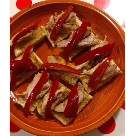 Ventresca de Atún con Piquillo