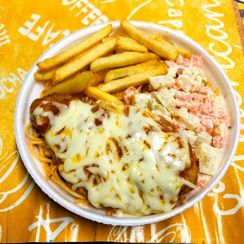 Filé de Frango à Parme c/Fritas P