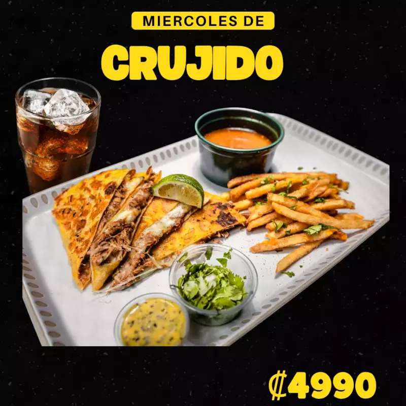 Quesabirria + Papas + Bebida